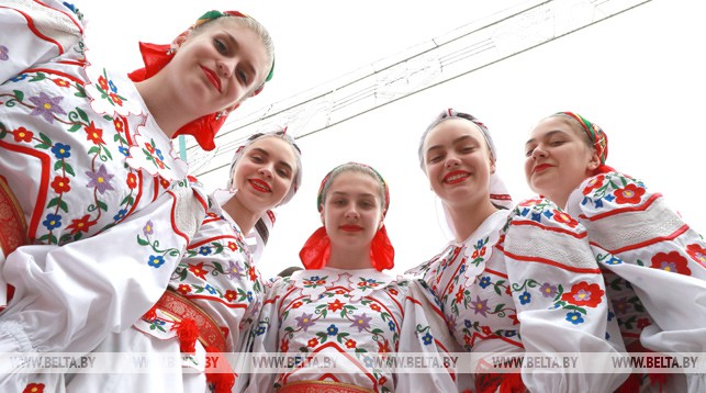Подслушано в фан-зоне: о чем говорили зрители после открытия II Европейских игр Подслушано в фан-зоне: о чем говорили зрители после открытия II Европейских игр