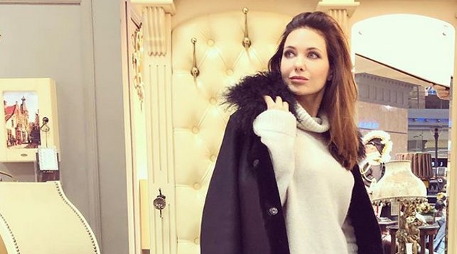 Екатерина Климова поделилась фото с дочерью. Сможете узнать, кто где? Екатерина Климова поделилась фото с дочерью. Сможете узнать, кто где?