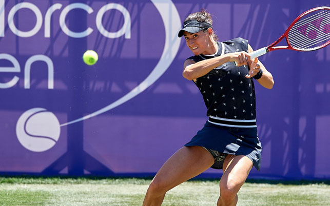 Виктория Азаренко проиграла Каролин Гарсии на старте турнира Mallorca Open