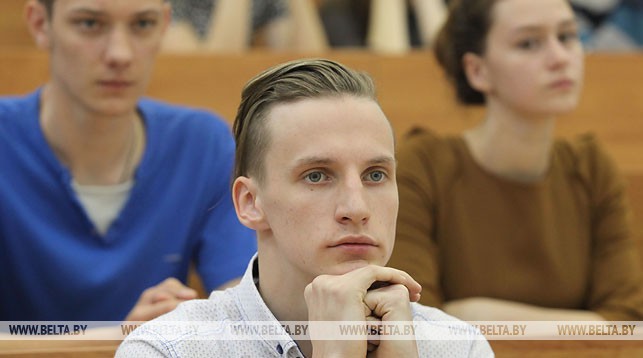 Централизованное тестирование по химии планируют пройти более 13 тыс. человек Централизованное тестирование по химии планируют пройти более 13 тыс. человек