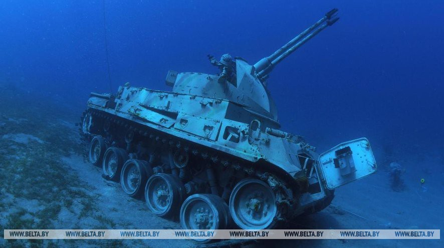 ФОТОФАКТ: В Иордании открылся подводный музей военной техники ФОТОФАКТ: В Иордании открылся подводный музей военной техники