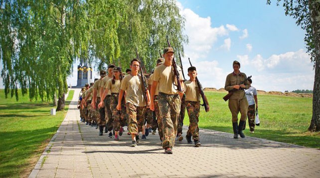 Российский военно-исторический лагерь "Бородино" впервые примет на отдых брестских кадетов Российский военно-исторический лагерь "Бородино" впервые примет на отдых брестских кадетов