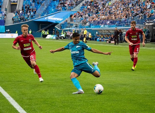 Московский ЦСКА проиграл "Крыльям Советов" на старте чемпионата России по футболу