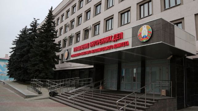 В Жлобинском районе искали мальчика, которого отчим оставил в машине и ушел за грибами В Жлобинском районе искали мальчика, которого отчим оставил в машине и ушел за грибами