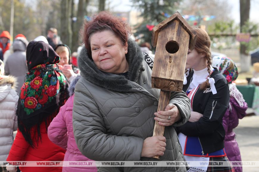 Под Гродно возродили старинный обряд "Гуканне вясны" Под Гродно возродили старинный обряд "Гуканне вясны"